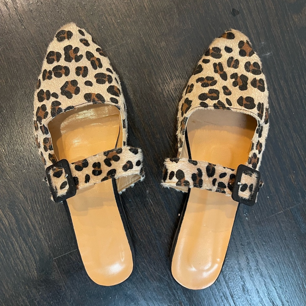Leopard Flats - Picture 2 of 15